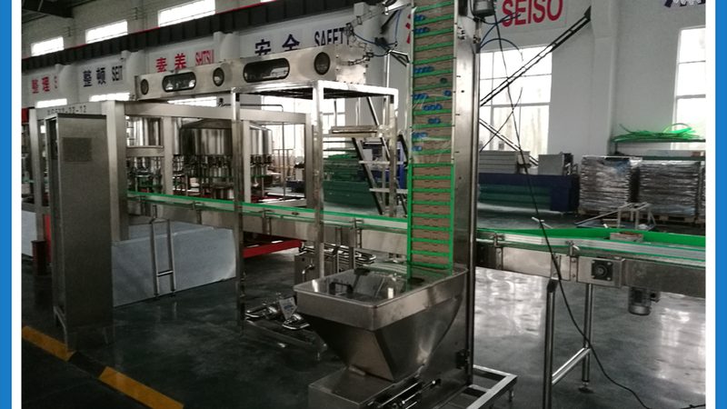 小型食品包装机代理价格里的隐形门槛